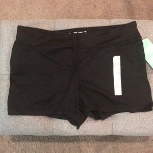 Athletic/performance shorts